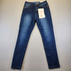 VIP Jeans Essentials Sculpting Stretch Blue Denim Skinny Jeans Size 7/8 NWT